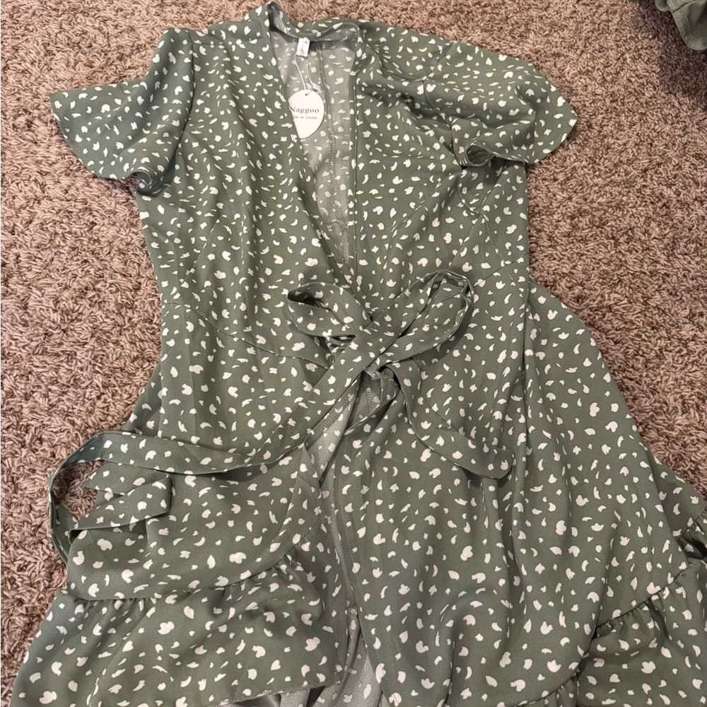 Elegant Green Patterned Mini Dress